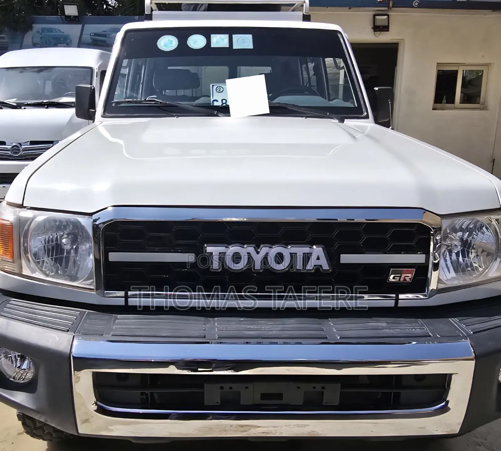 Toyota Land Cruiser 2015 White