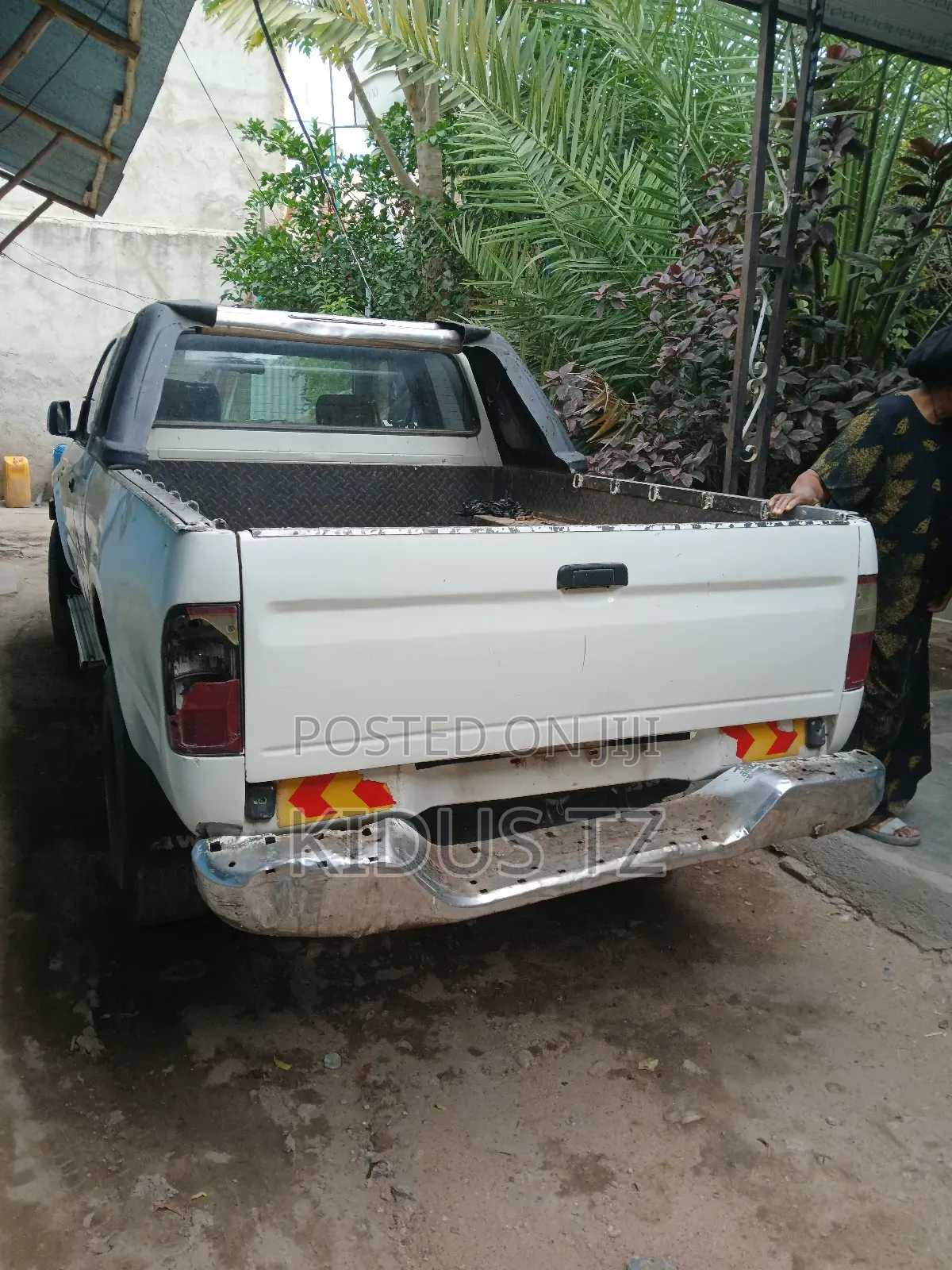 Toyota Hilux 1996 White