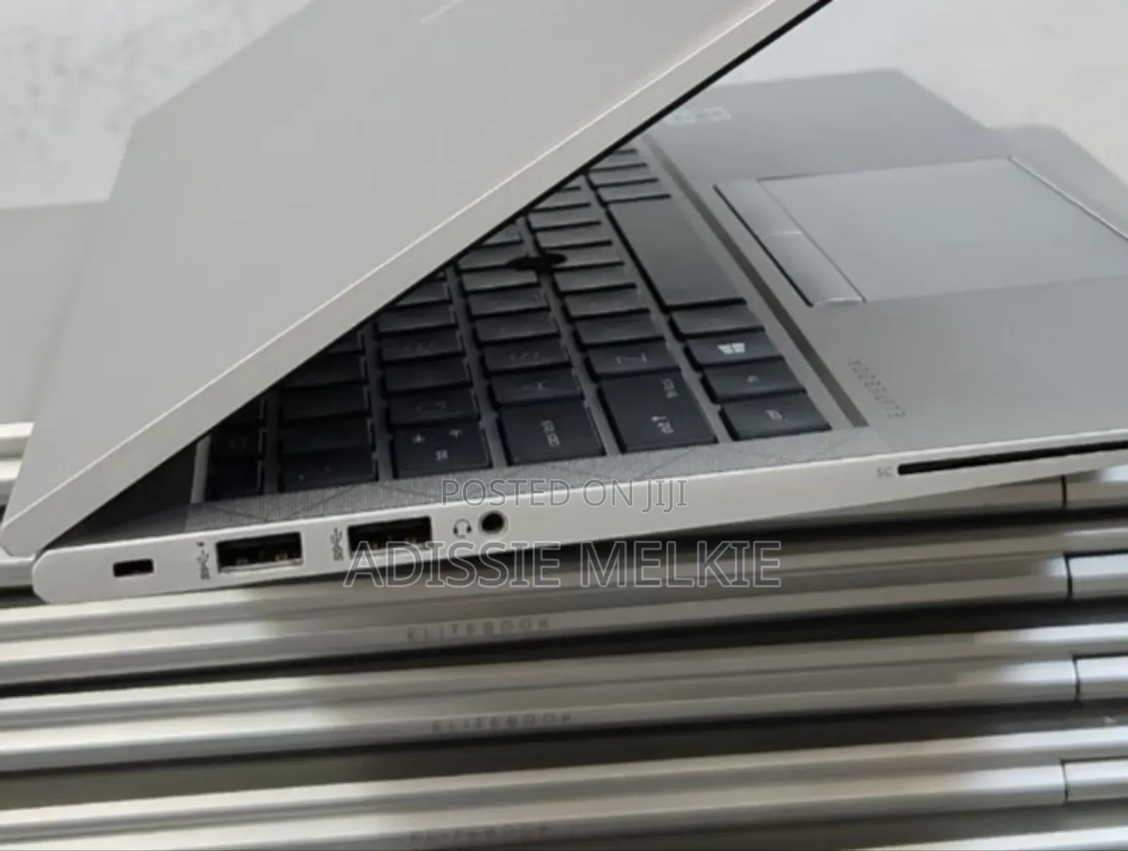 New Laptop HP EliteBook 830 G8 16GB Intel Core i5 SSD 512GB