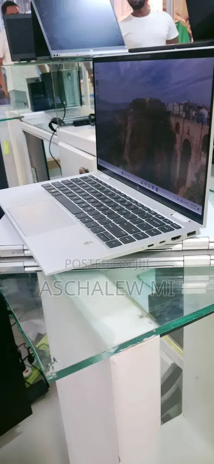 New Laptop HP EliteBook x360 1040 G7 16GB Intel Core i7 SSD 512GB