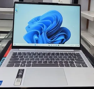 New Laptop Lenovo 16GB Intel Core i5 SSD 512GB