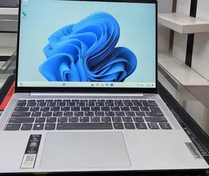 New Laptop Lenovo 16GB Intel Core i5 SSD 512GB