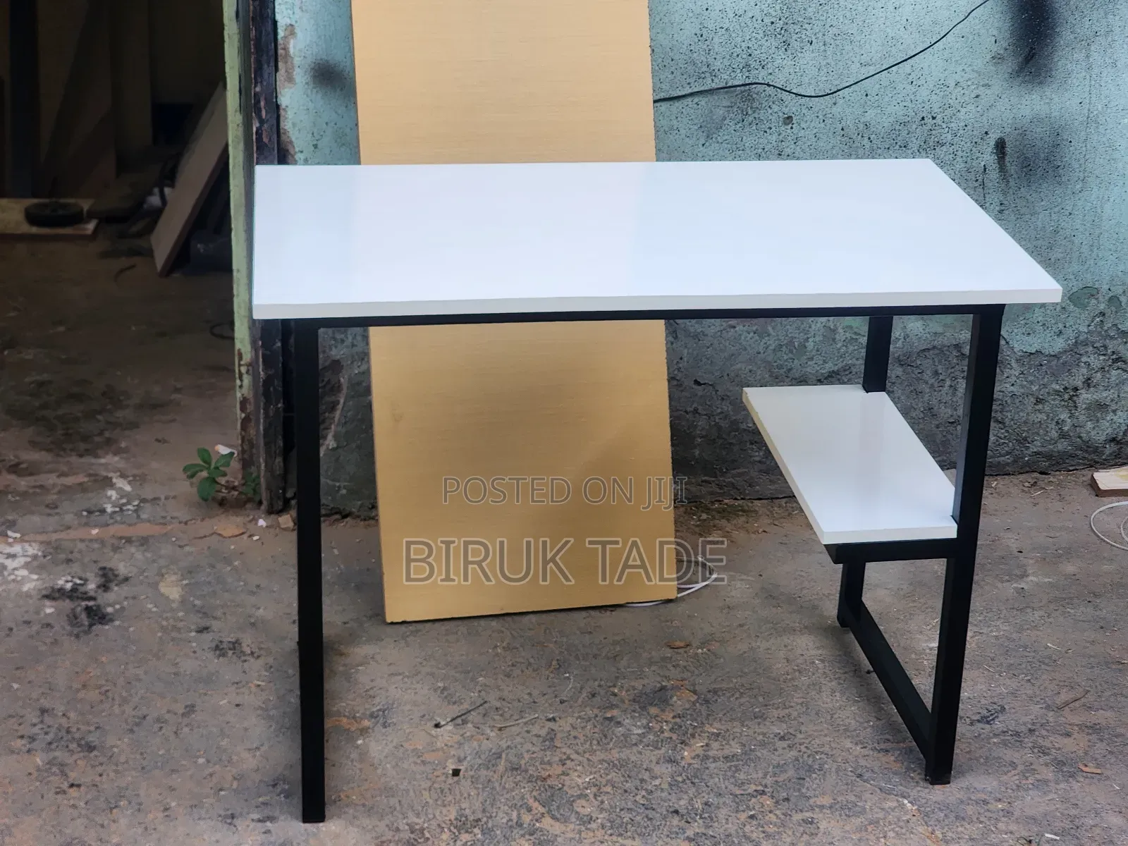 Study Table ( ማጥኛ ጠረጴዛ ) 100 × 60 Cm White