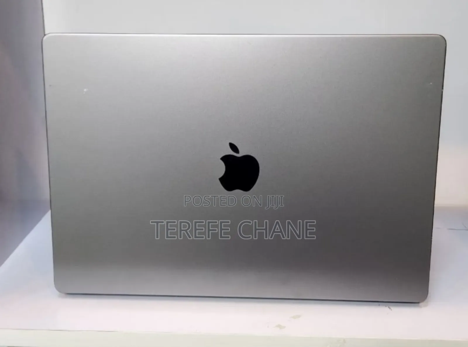 New Laptop Apple MacBook Pro M1 16GB Intel Core i7 SSD 512GB