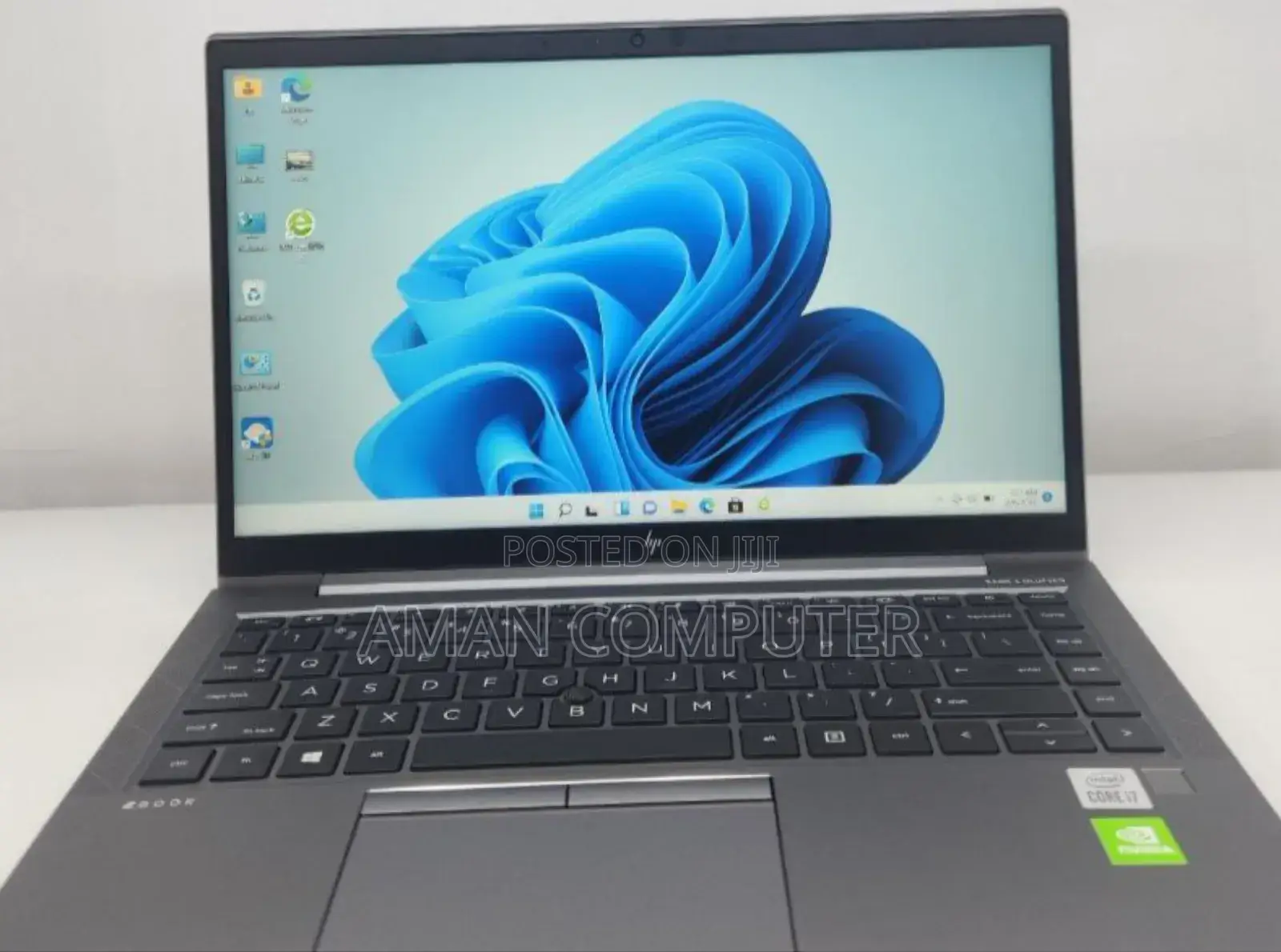 New Laptop HP ZBook Firefly 14 G7 16GB Intel Core i7 SSD 512GB