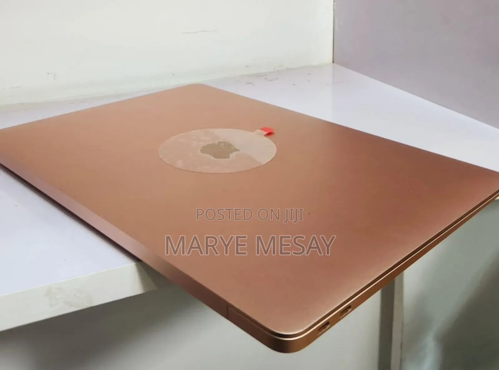 New Laptop Apple MacBook Air 2020 M1 8GB Intel Core i5 SSD 256GB