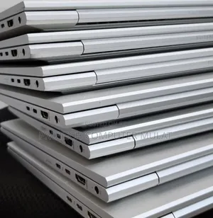 New Laptop HP EliteBook 830 G8 16GB Intel Core i5 SSD 512GB