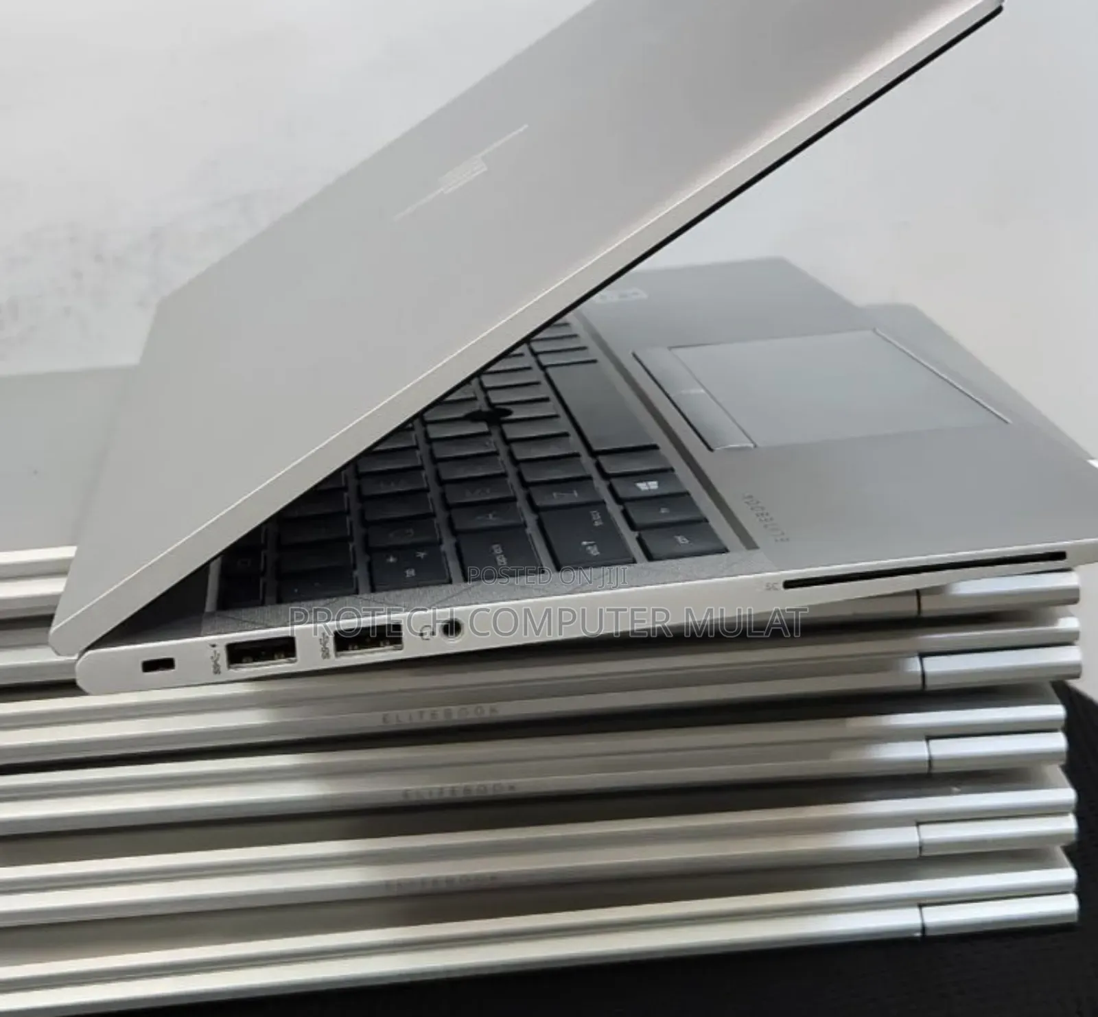 New Laptop HP EliteBook 830 G8 16GB Intel Core i5 SSD 512GB