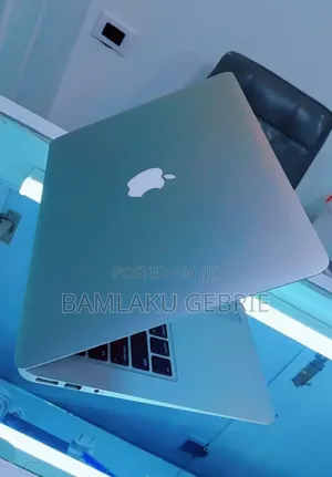 New Laptop Apple MacBook Air 2014 4GB Intel Core i5 SSD 256GB