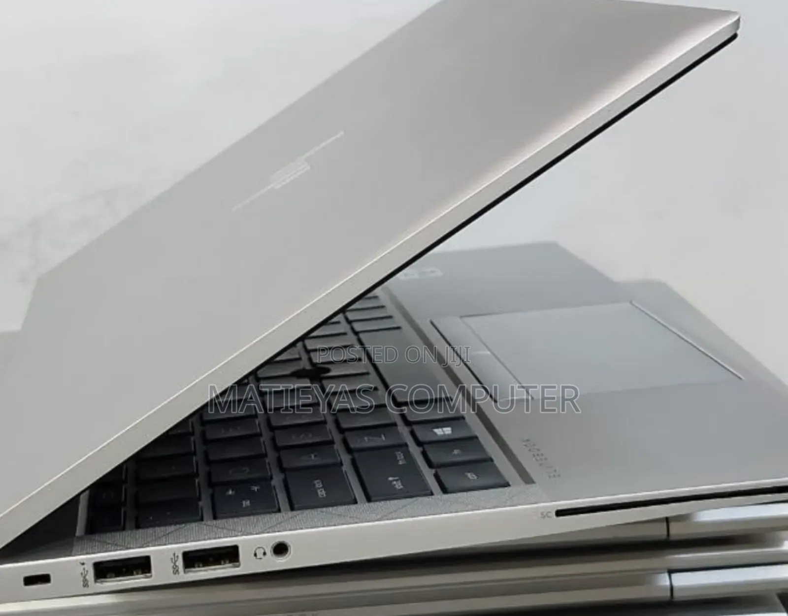 New Laptop HP EliteBook 830 G8 16GB Intel Core i5 SSD 512GB