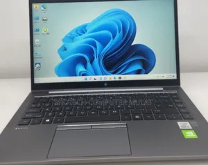 New Laptop HP ZBook Firefly 14 G7 16GB Intel Core i7 SSD 512GB