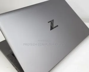 New Laptop HP ZBook Firefly 14 G7 16GB Intel Core i7 SSD 512GB