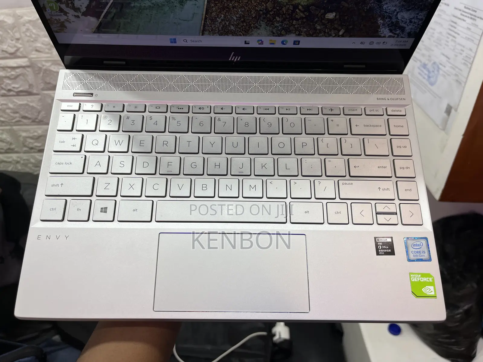 New Laptop HP Envy 13 8GB Intel Core i5 SSD 512GB