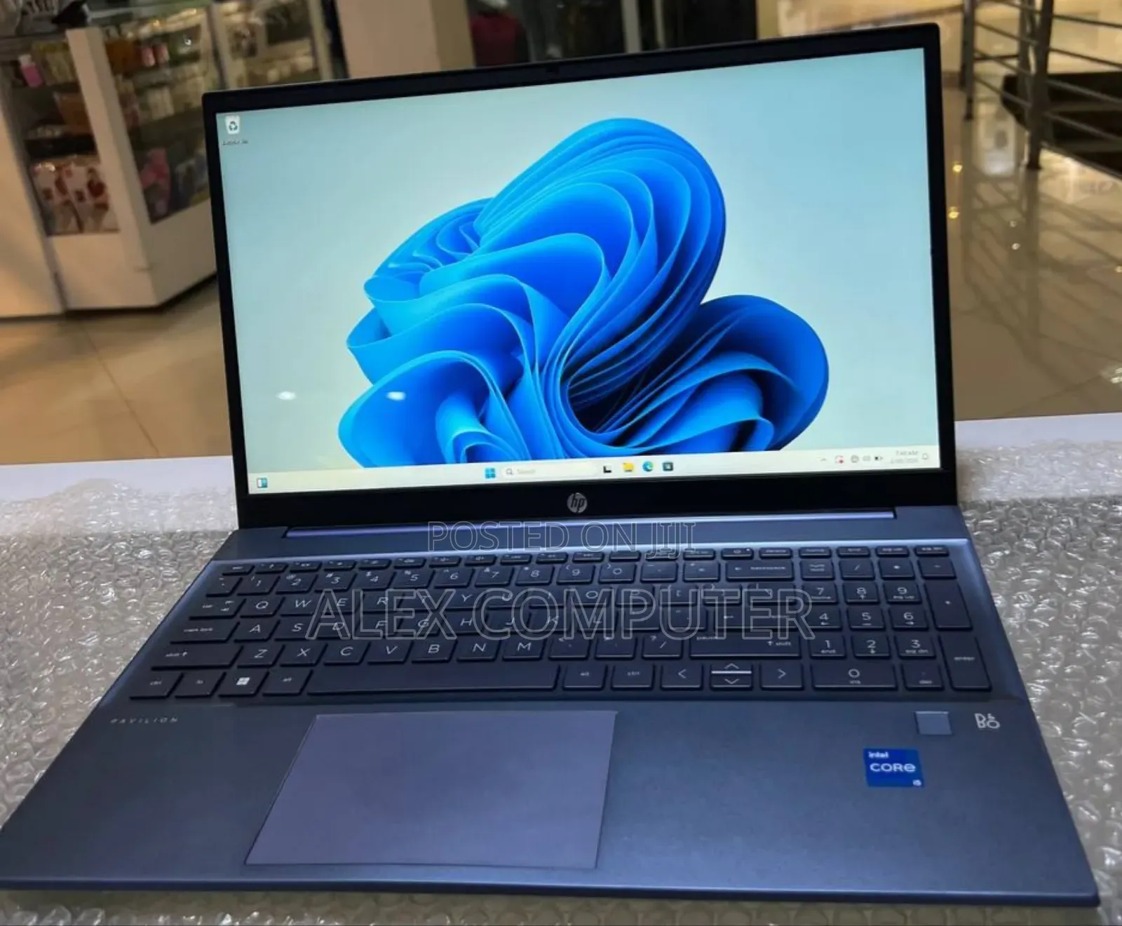 New Laptop HP Pavilion 15 16GB Intel Core i5 SSD 512GB