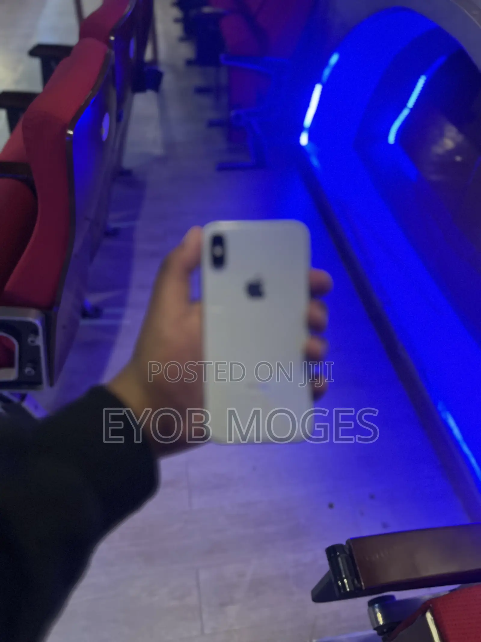 Apple iPhone X 64 GB White