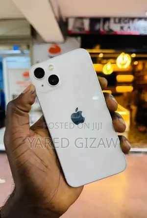 Apple iPhone 13 128 GB White