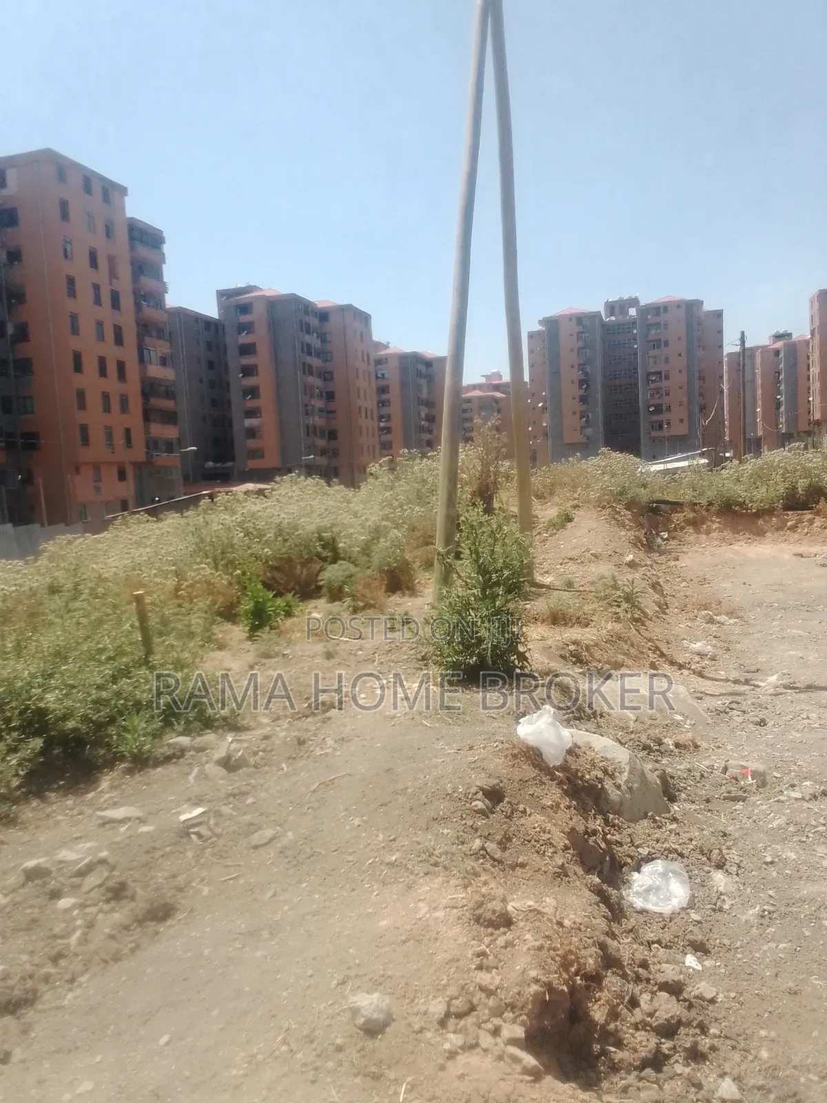 ለሽያጭ የቀረበ ባዶ ቦታ ስፋት 125 ካሬ አድራሻ አያት 49 ኮንዶሚኒየም አጠገብ