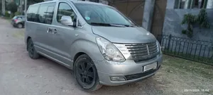 Hyundai Starex 2011 Silver
