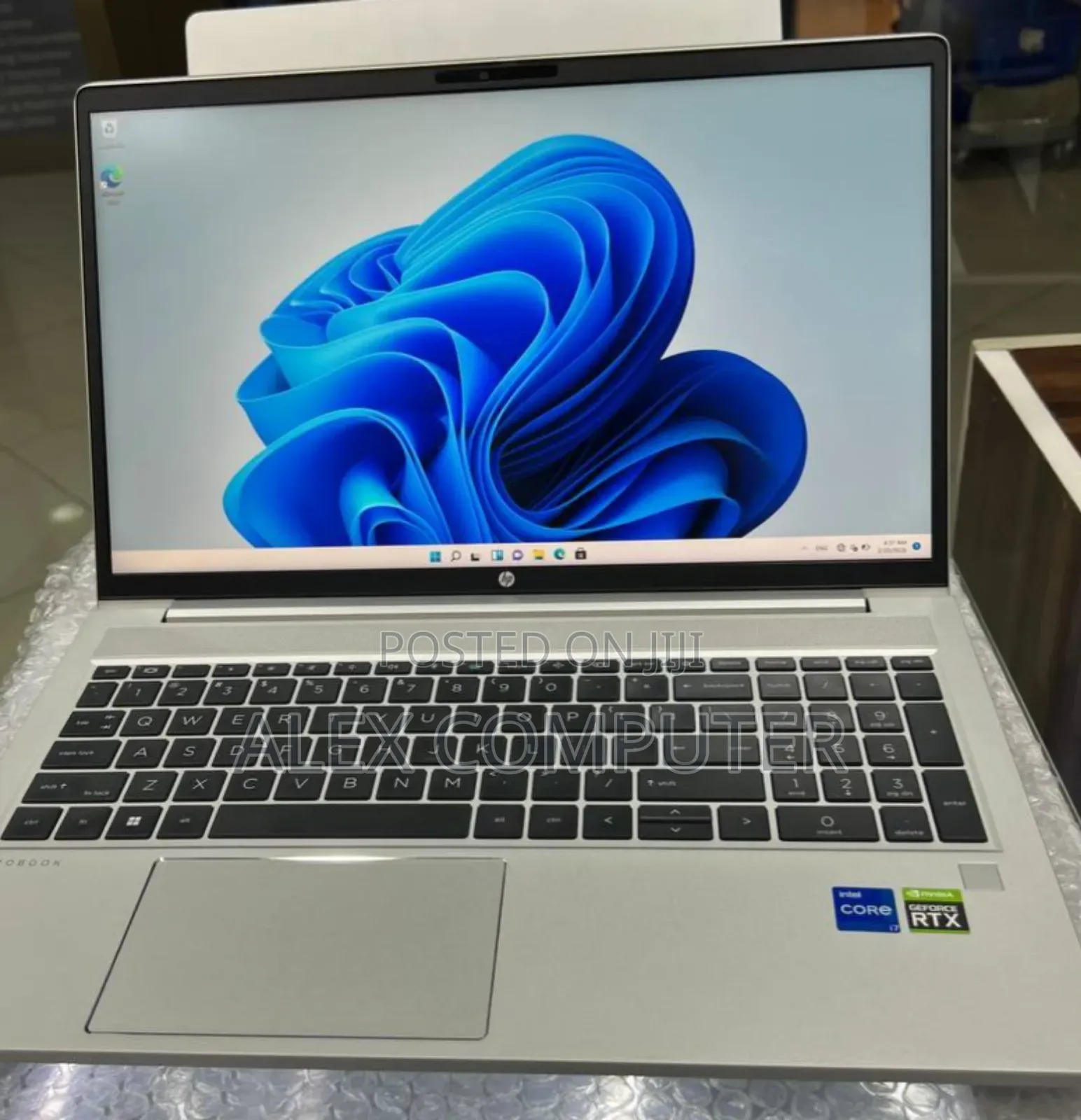 New Laptop HP ProBook 450 G9 16GB Intel Core i7 SSD 1T