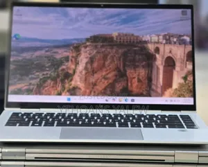 New Laptop HP EliteBook x360 1040 G7 16GB Intel Core i7 SSD 512GB