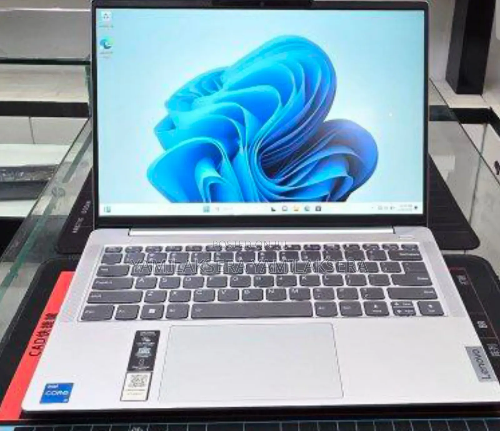 New Laptop Lenovo Ideapad 3 16GB Intel Core i5 SSD 512GB