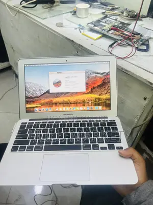 Laptop Apple MacBook Air 2011 4GB Intel Core i5 HDD 128GB