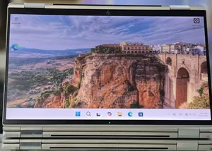 New Laptop HP EliteBook x360 1040 G7 16GB Intel Core i7 SSD 512GB