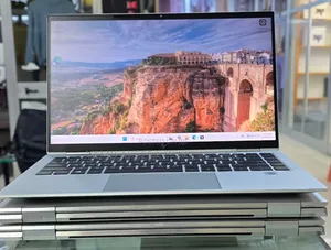 New Laptop HP EliteBook x360 1040 G7 16GB Intel Core i7 SSD 512GB