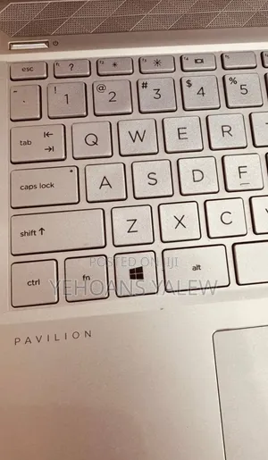 New Laptop HP Pavilion 14 8GB Intel Core i5 SSD 256GB