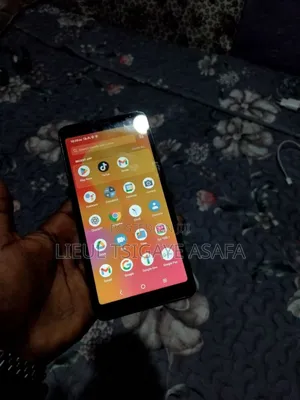 New TCL 20 XE 32 GB Black