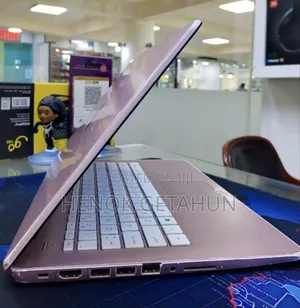 New Laptop HP Stream 14 8GB SSD 72GB