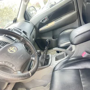 Toyota Hilux 2010 Gray