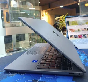 New Laptop HP Stream Notebook 16GB Intel Core i5 SSD 512GB