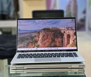 New Laptop HP Spectre 16GB Intel Core i7 SSD 512GB