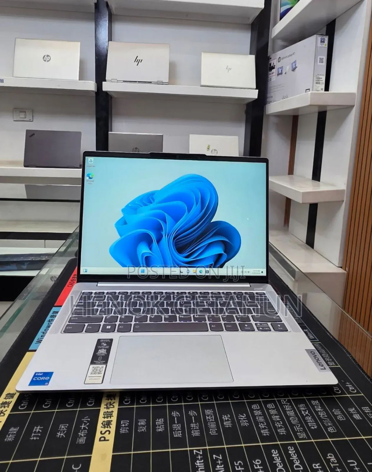 New Laptop Lenovo Ideapad 3 16GB Intel Core i5 SSD 512GB