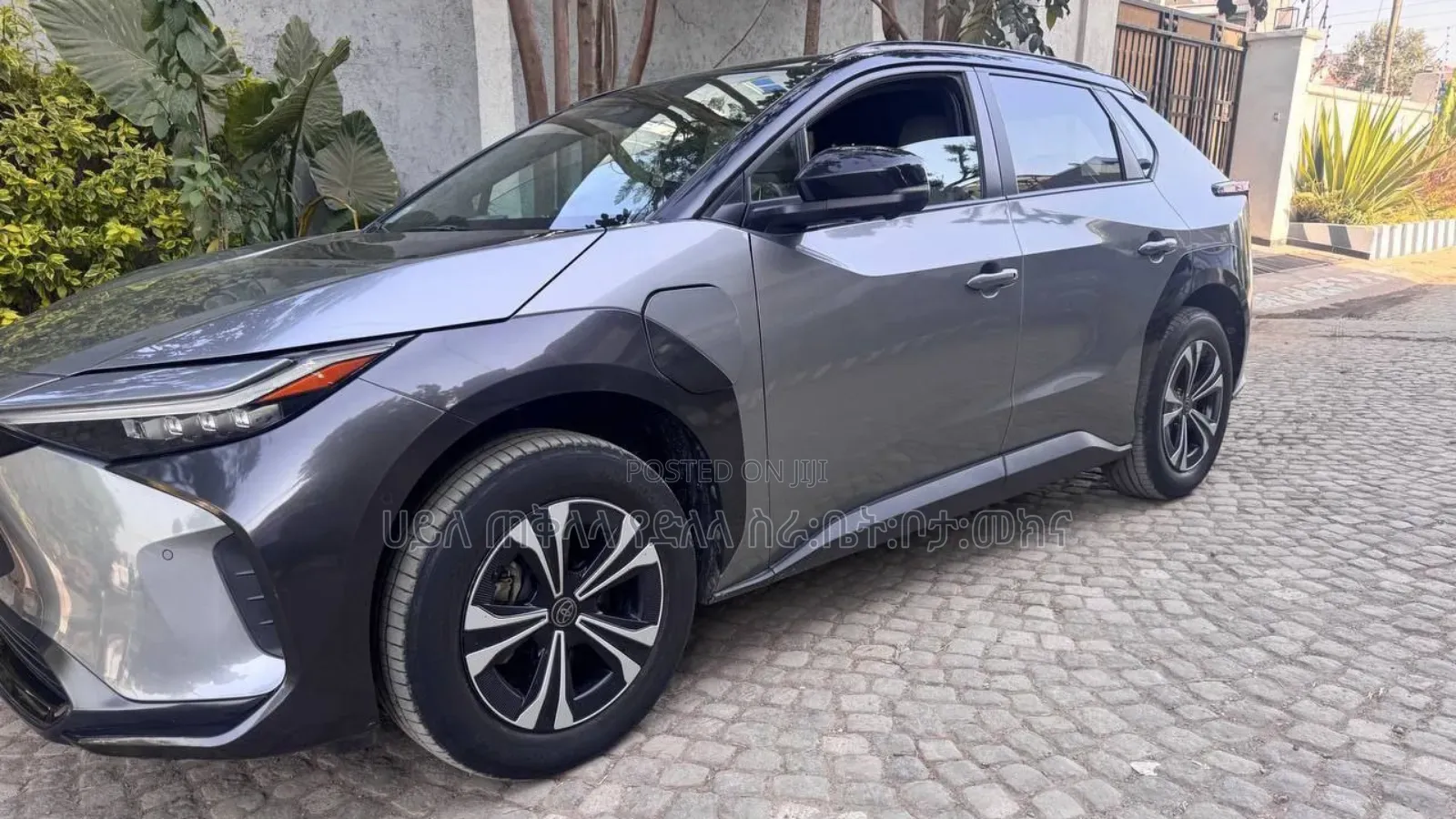 Toyota bZ4X 2023 Gray