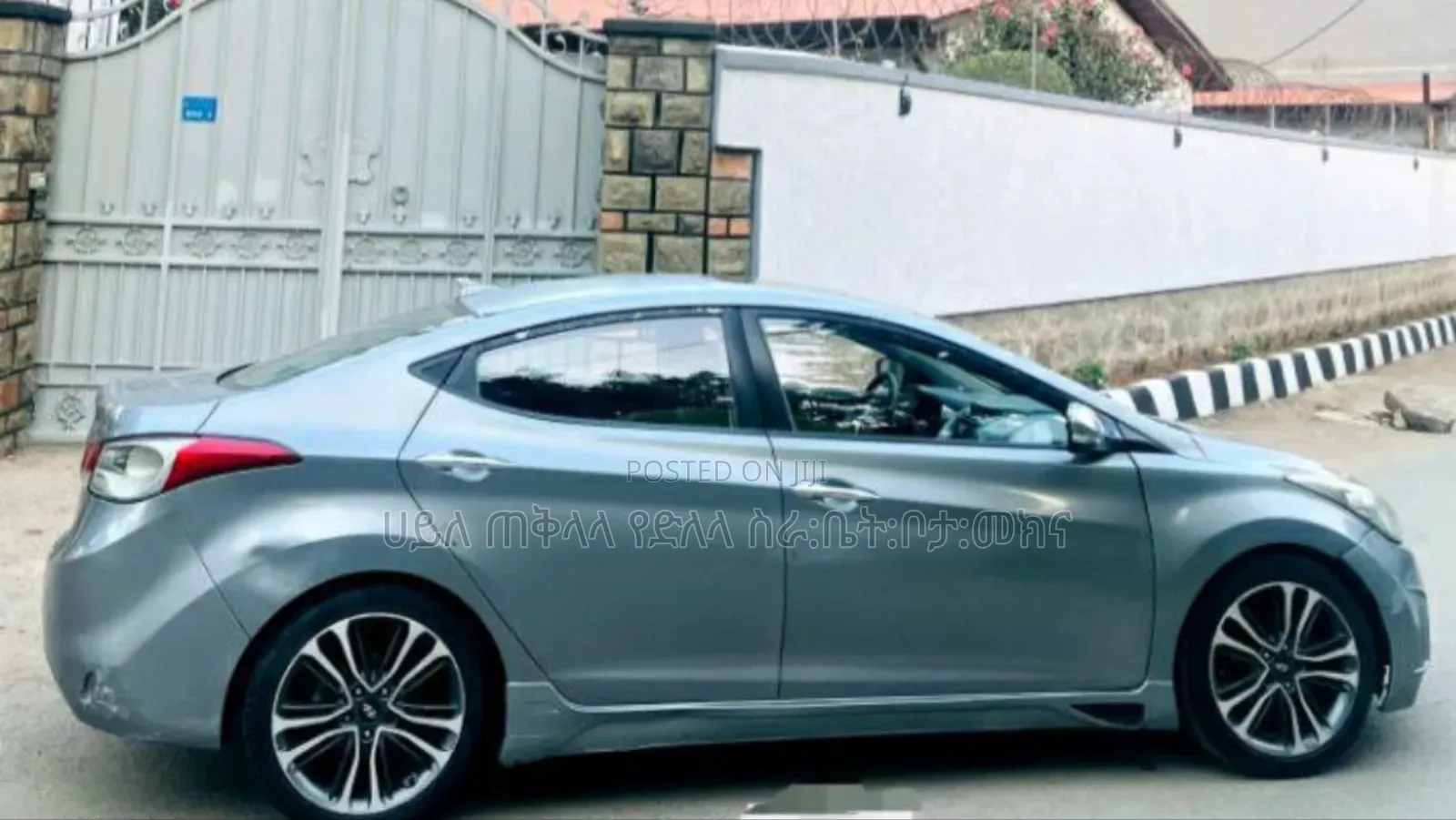 Hyundai Avante 2012 Teal