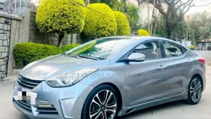 Hyundai Avante 2012 Teal