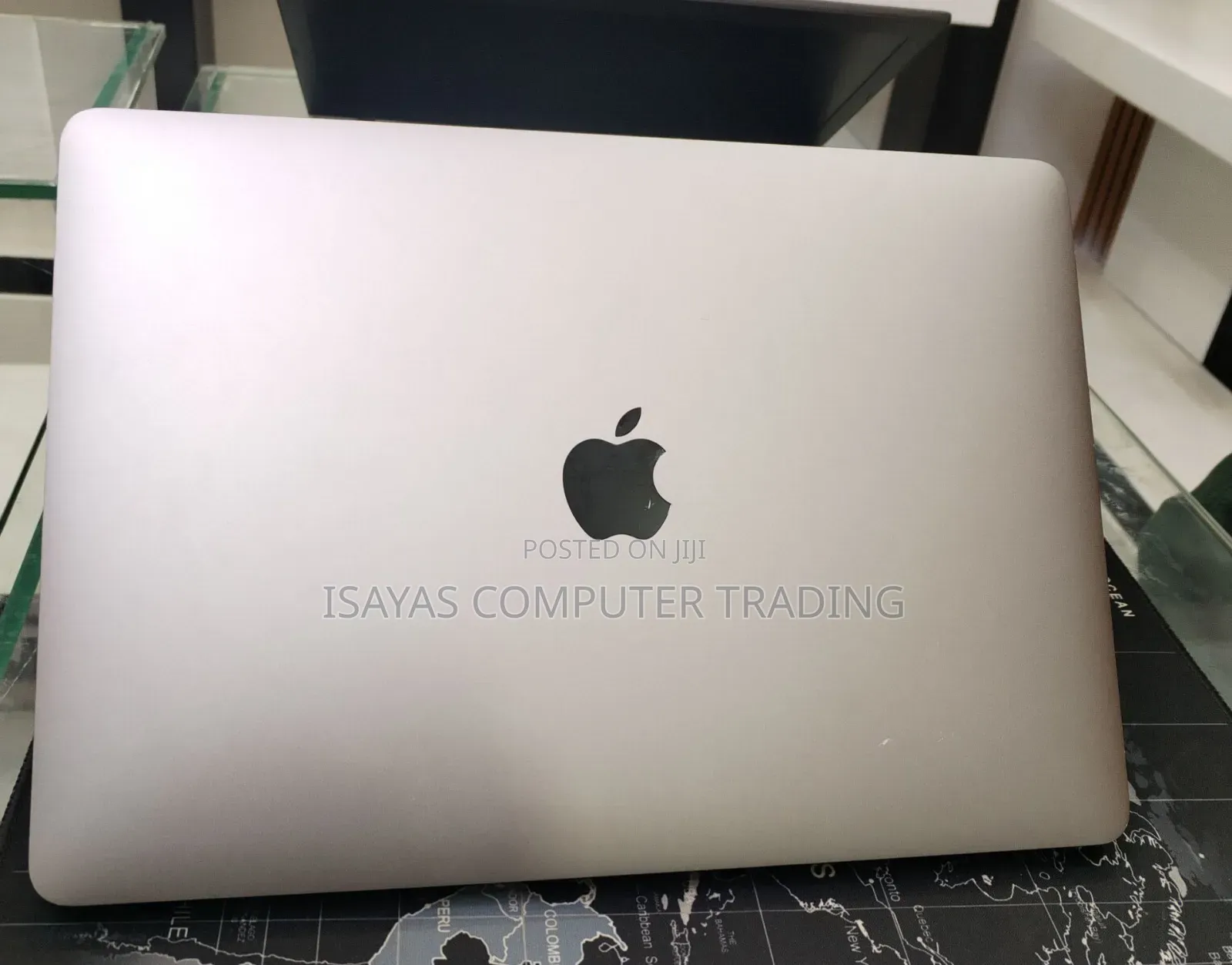 New Laptop Apple MacBook Pro M1 8GB Apple M1 SSD 256GB