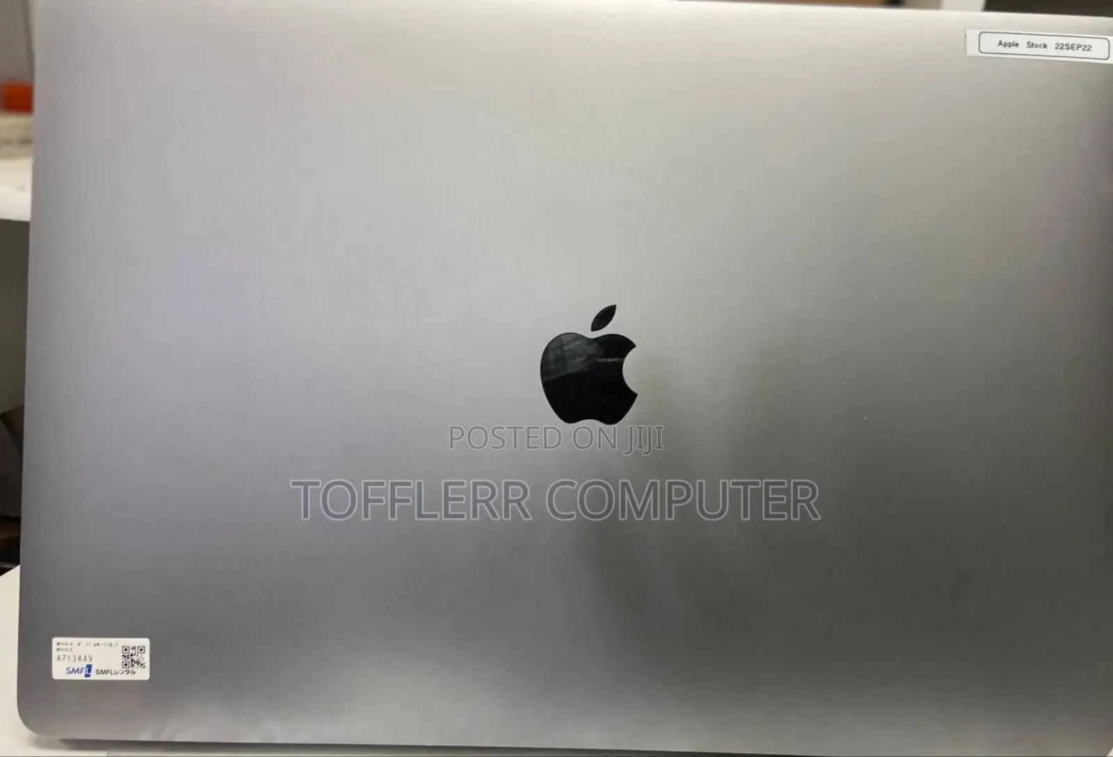 New Laptop Apple MacBook Pro 2017 16GB Intel Core i7 SSD 512GB