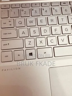 New Laptop HP Pavilion 14 8GB Intel Core i5 SSD 256GB
