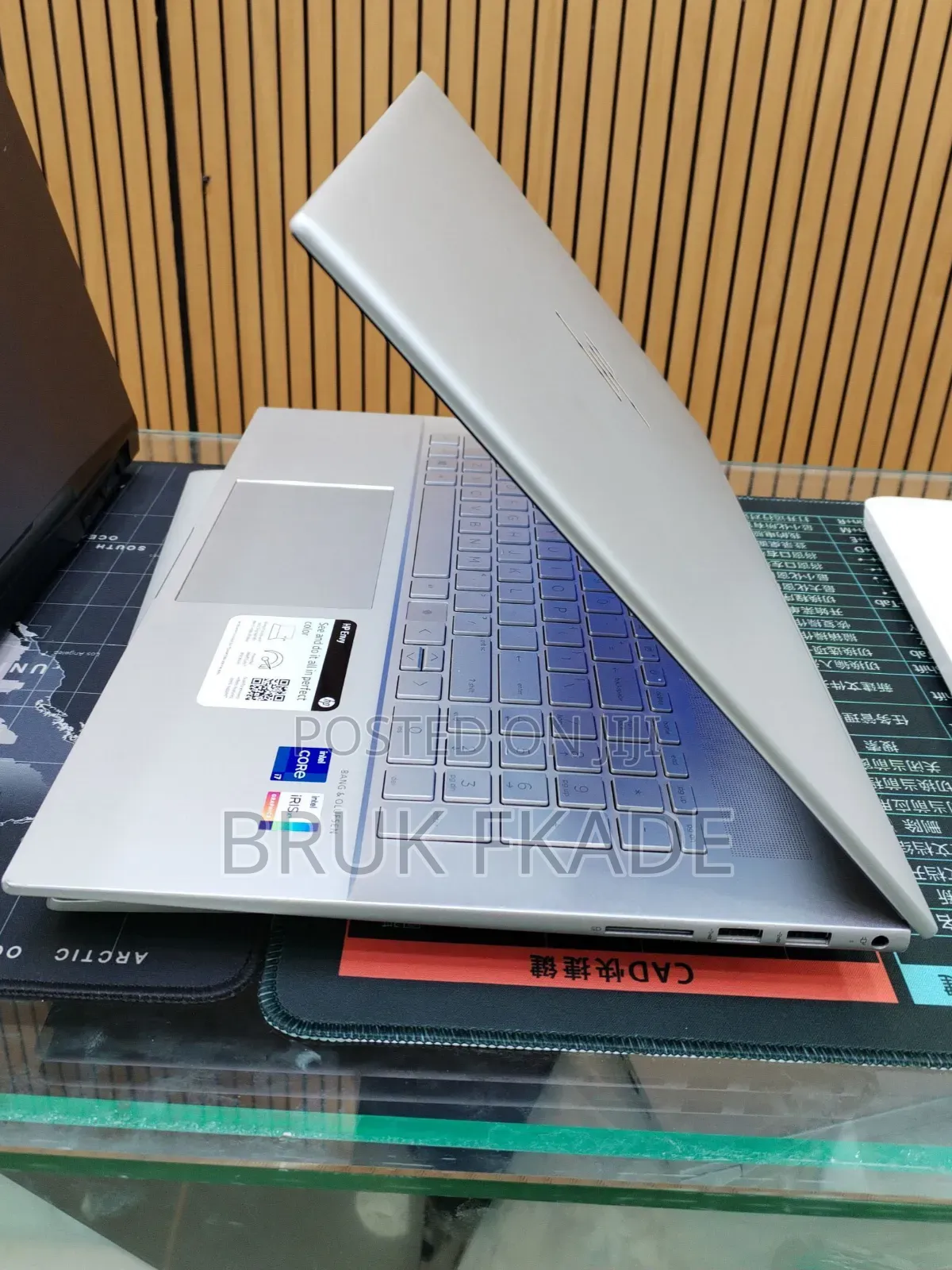 New Laptop HP Envy 17 16GB Intel Core i7 SSD 512GB