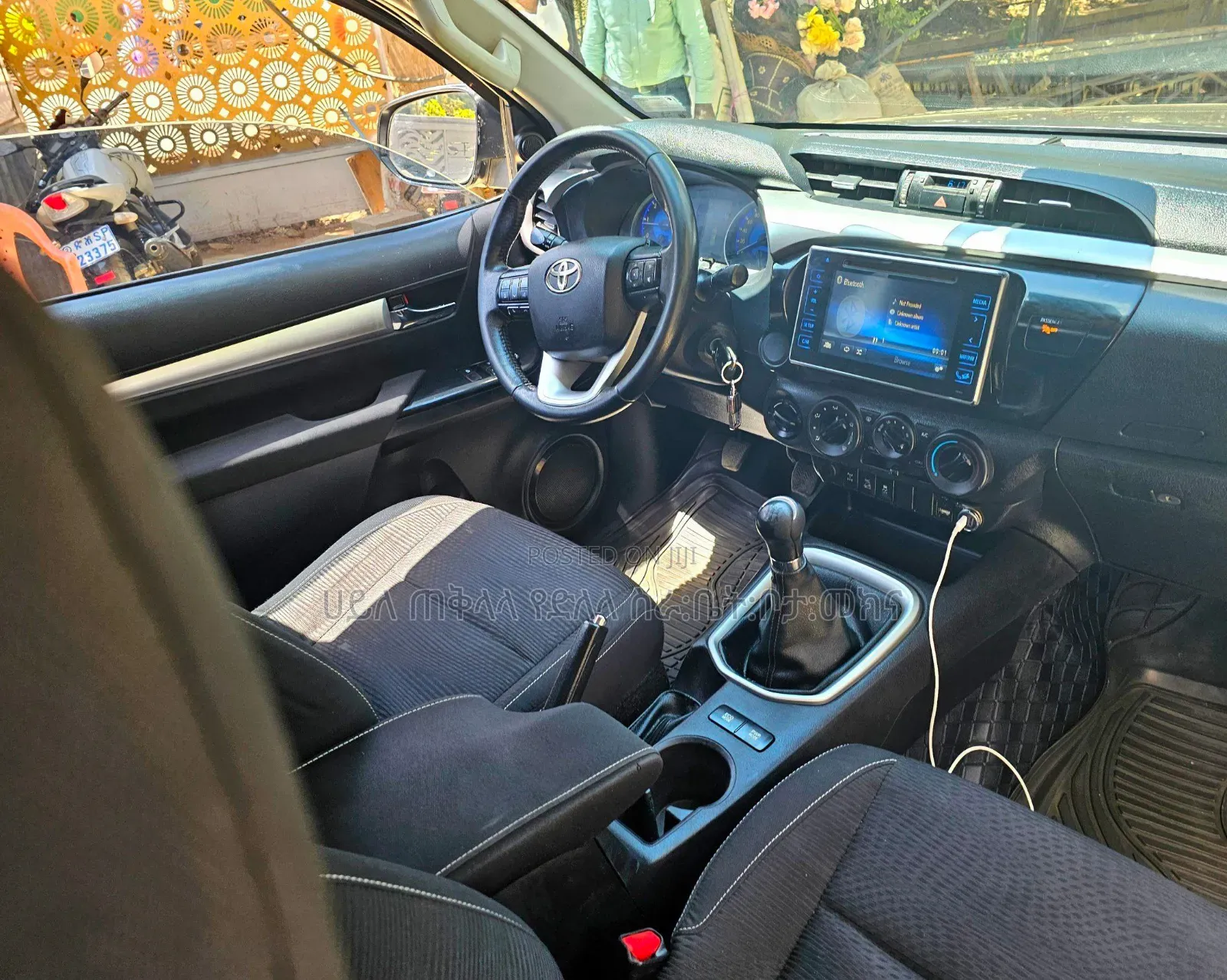 Toyota Hilux 2019 Gray