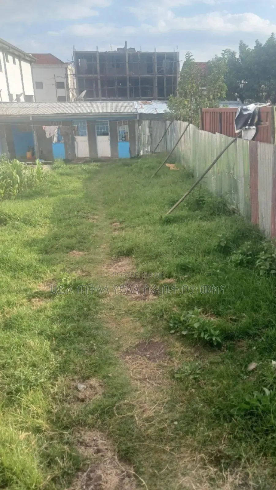 የሚሸጥ 250 ካሬ.ሜትር ቦታ