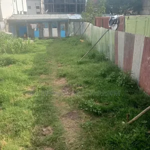 የሚሸጥ 250 ካሬ.ሜትር ቦታ