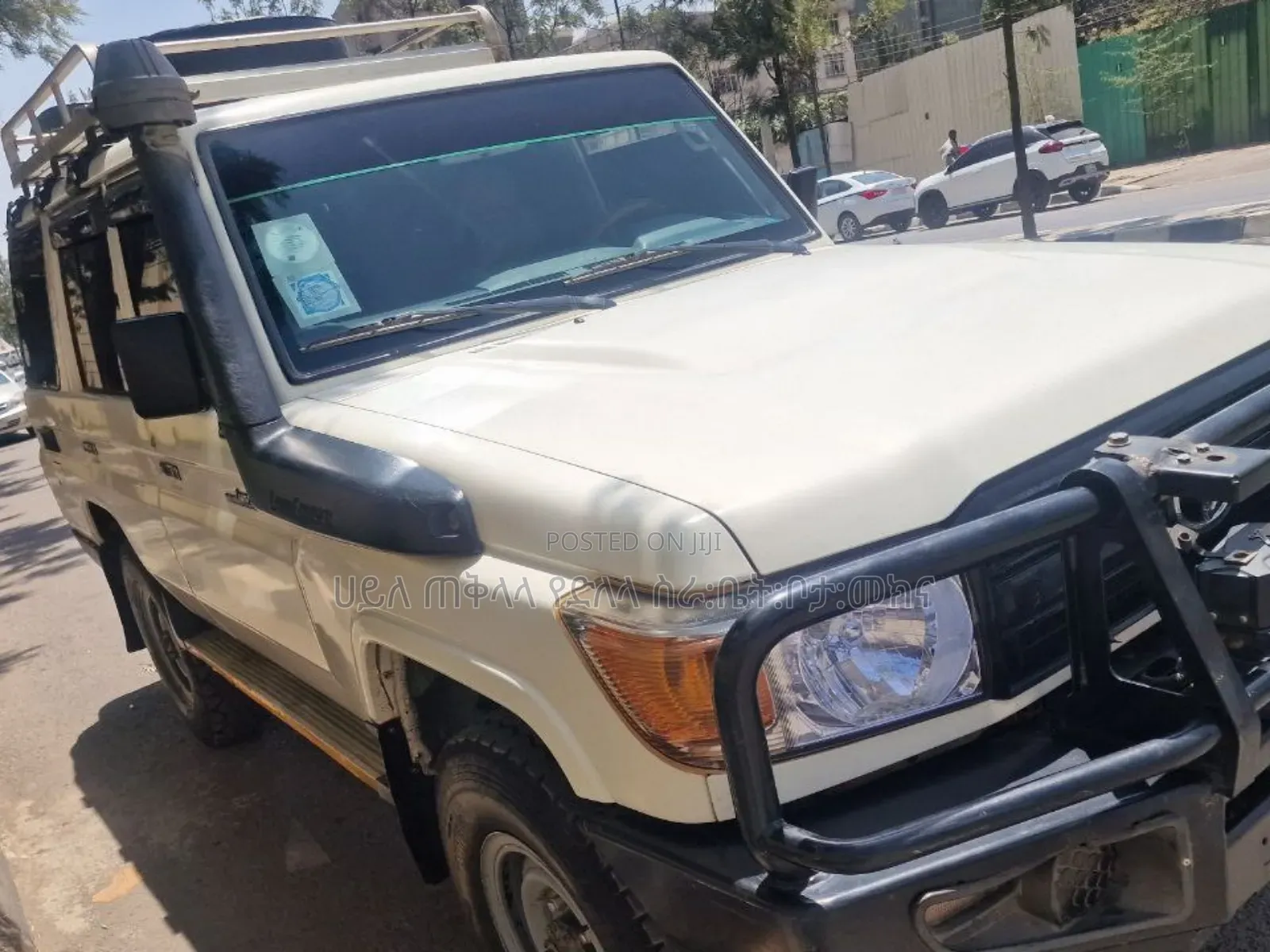 Toyota Land Cruiser 2017 White