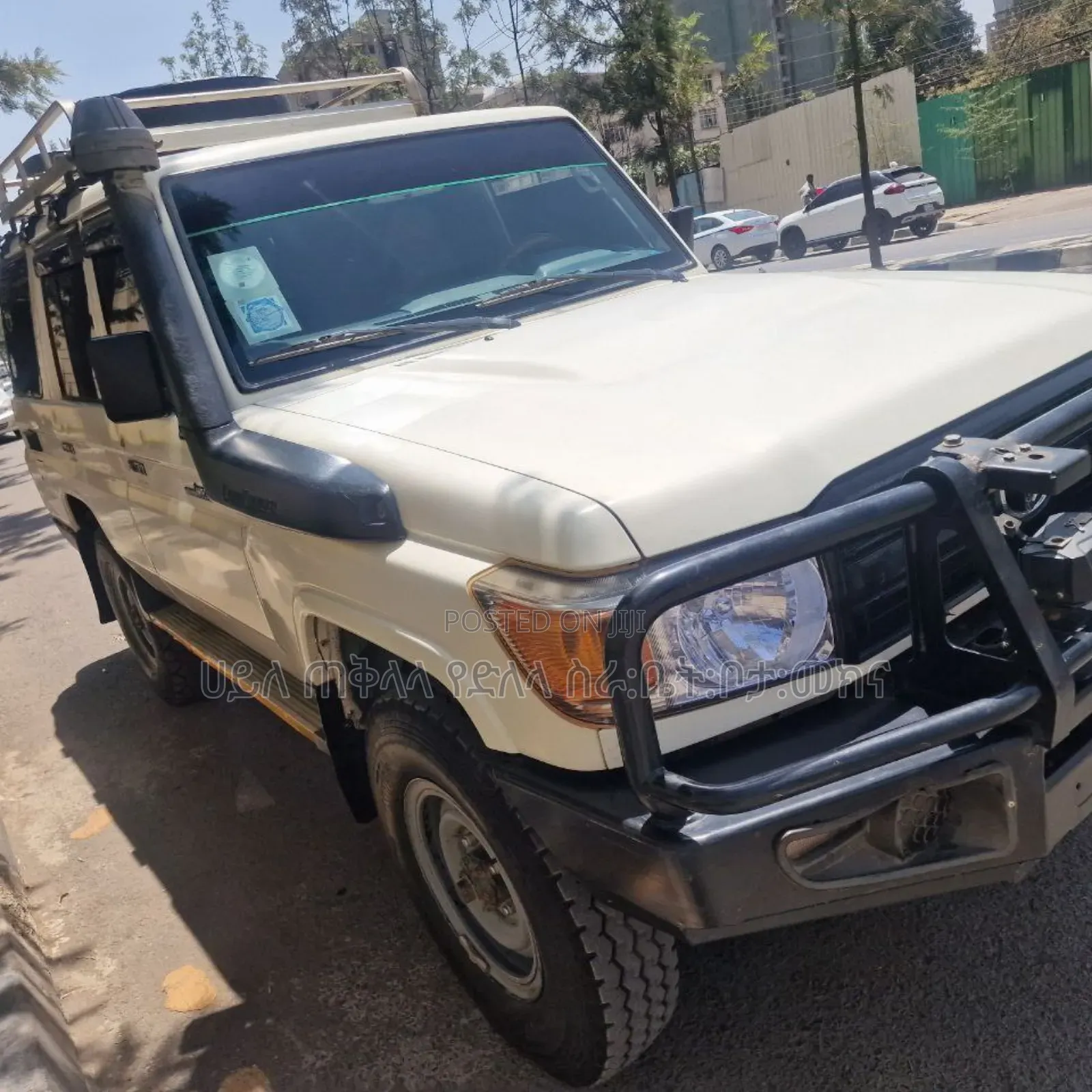 Toyota Land Cruiser 2017 White