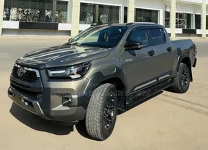 Toyota Hilux 2021 Gray