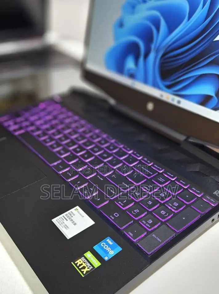 New Laptop HP Pavilion Power 15 16GB Intel Core i5 SSD 512GB