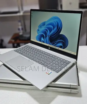 New Laptop HP Stream Notebook 16GB Intel Core i5 SSD 512GB